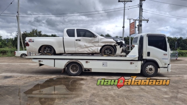 กระบะ Toyota Revo ในเมือง ➤ บ.โพธิ์น้อย