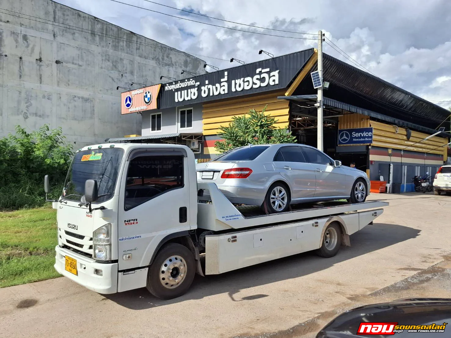 BENZ E300 บ.เล่า ➤ อู่เบนซ์ช่างลี่