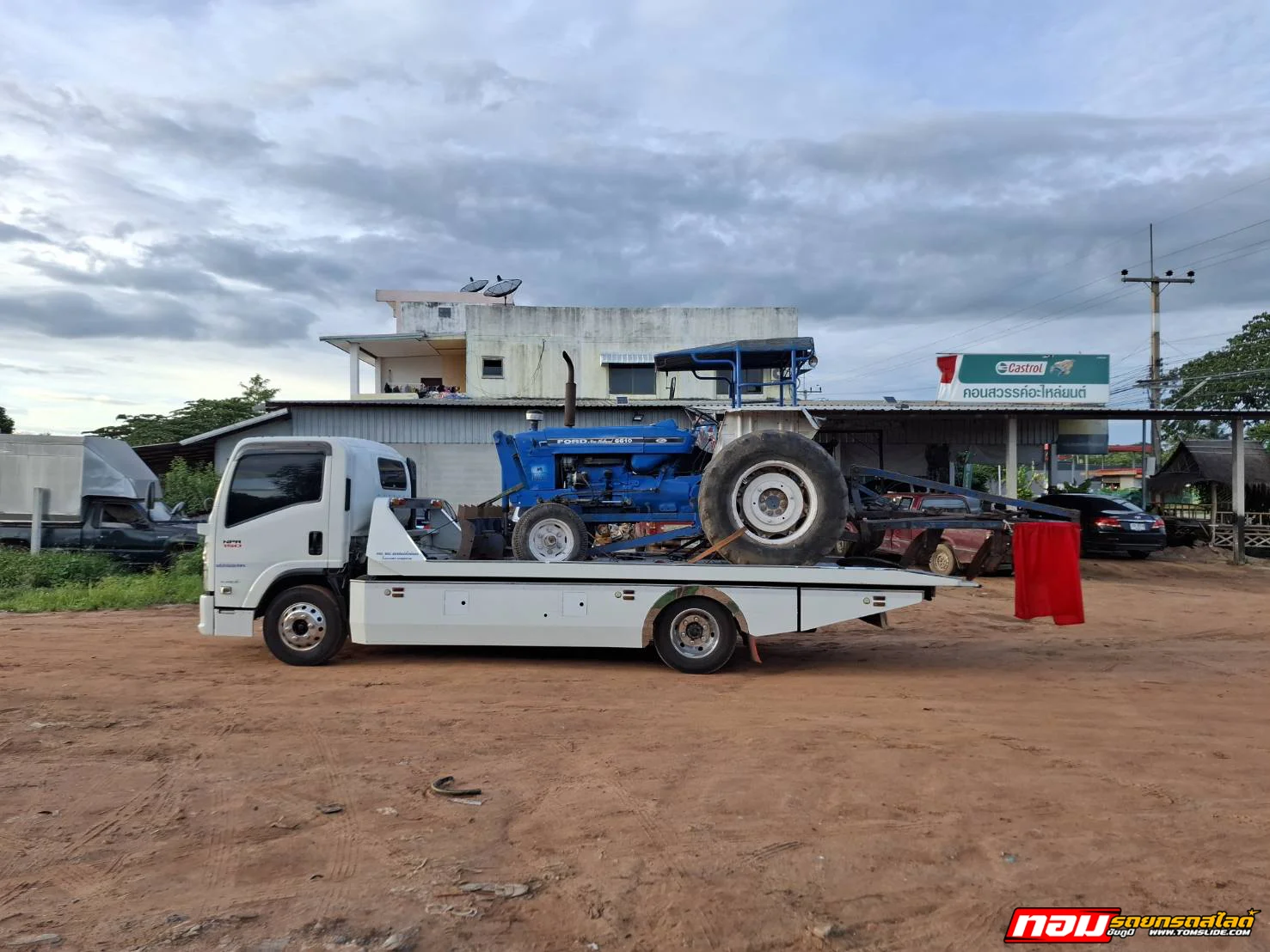 รถไถ New Holland Ford 6610 อ.ภูเขียว ➤ อ.คอนสวรรค์