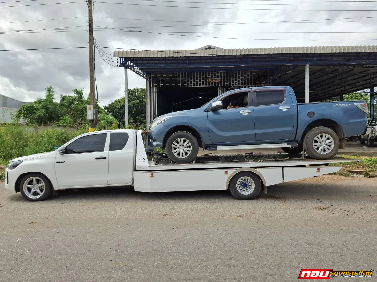 Mazda BT-50 อ.หนองบัวระเหว ➡️ บุรีรัมย์